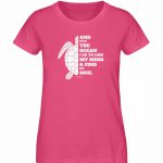 And into the Ocean – Damen Premium Bio T-Shirt – pink punch