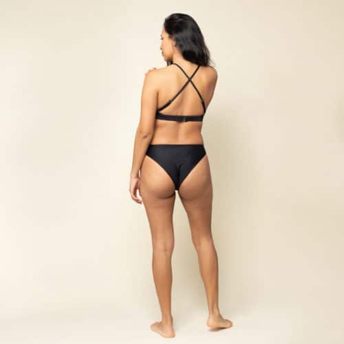 Bikini Top mit gekreuzten Trägern in black - Rückenansicht