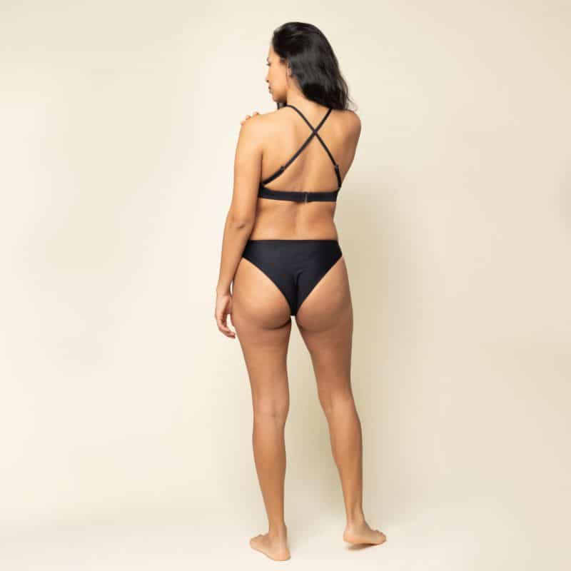 Bikini Top mit gekreuzten Trägern in black - Rückenansicht